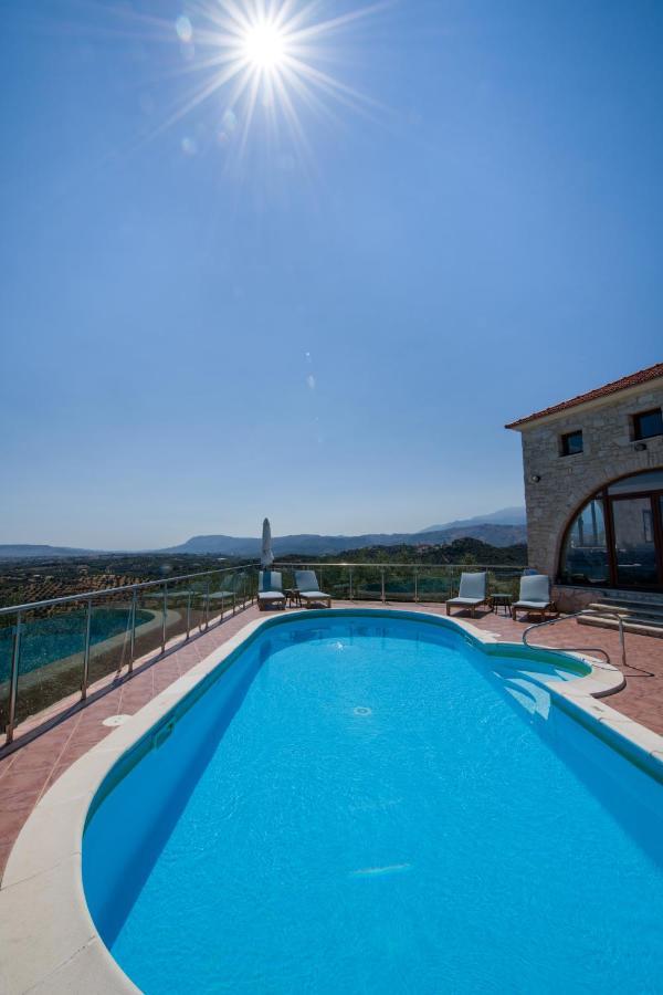 Villa Kourouni Сталос Экстерьер фото